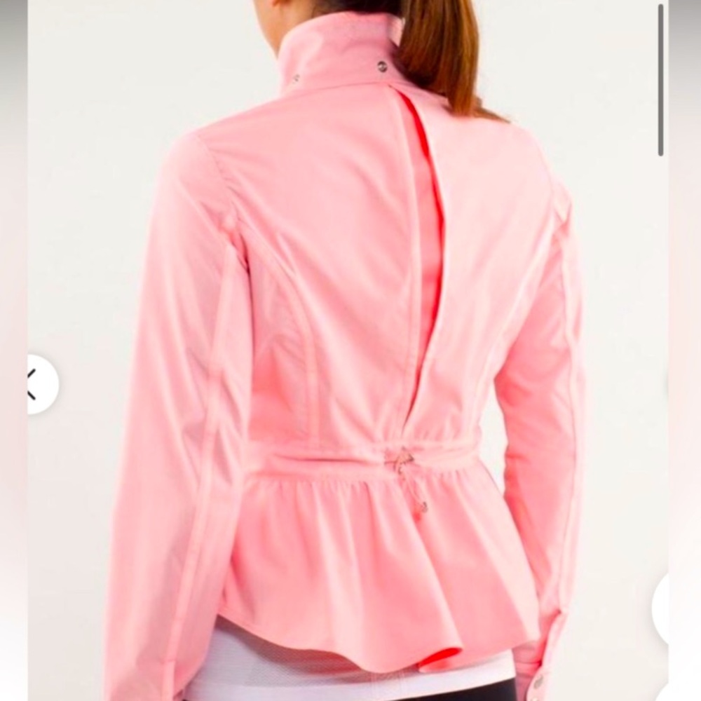 🍋 LULULEMON euc pink rain jacket 8 hooded